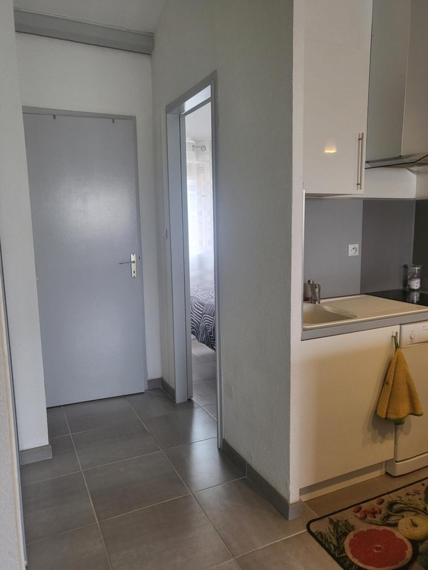 Bel appartement à 300 mètres de la plage +parking Valras-Plage Esterno foto